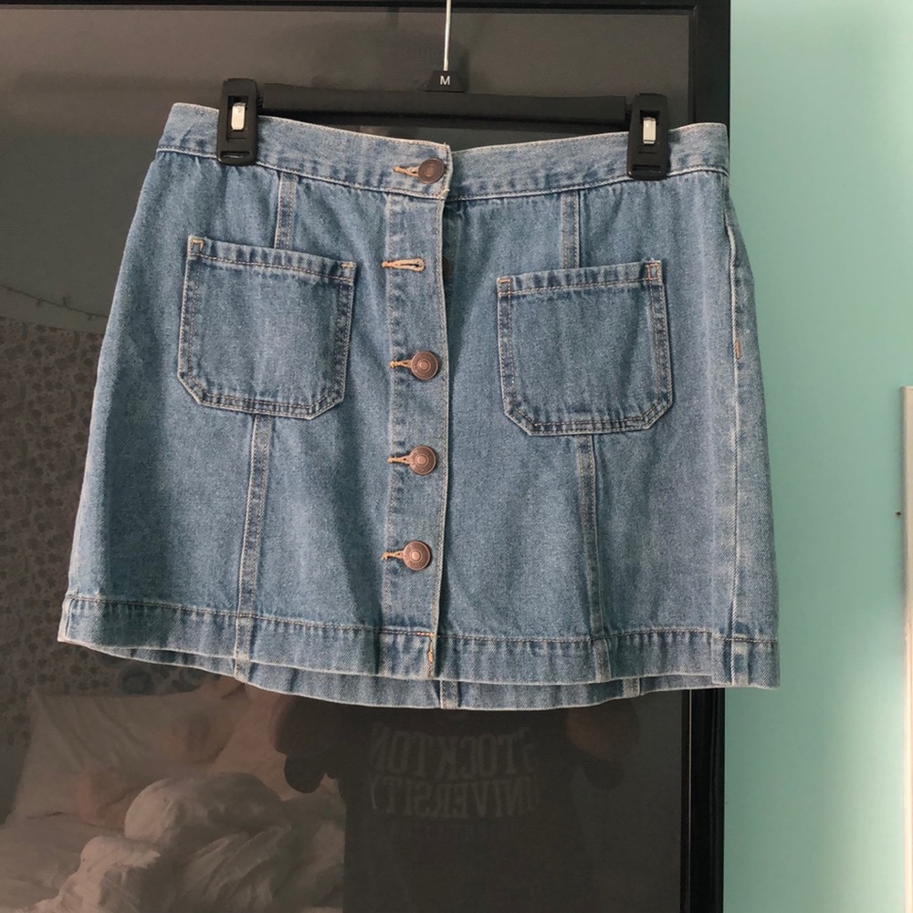 denim skirt